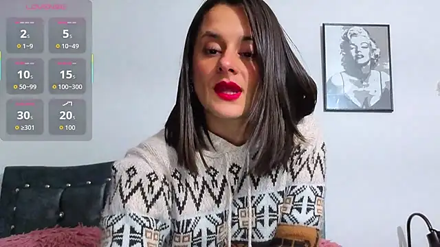 Snapshot of Alice_milf_ chatting on September 29, 11:15 am Alice milf online show from September 29, 11:15 am