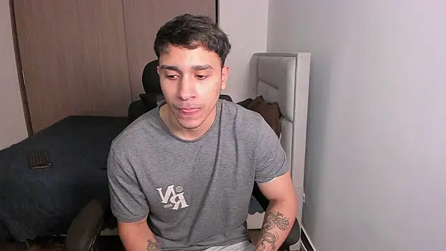 JayMarcos  online show from December 26, 2:01 am