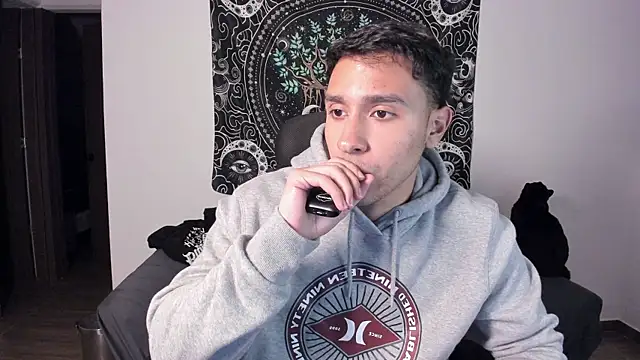 JayMarcos  online show from January 30, 1:11 am