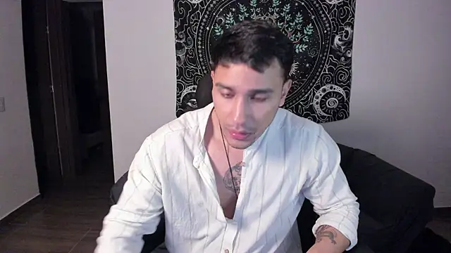 JayMarcos  online show from February 1, 1:55 am