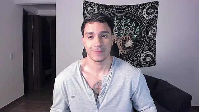 JayMarcos  online show from February 3, 2:03 am