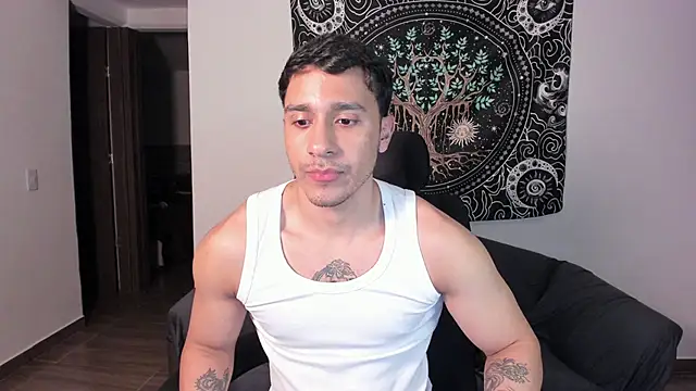 JayMarcos  online show from February 12, 4:23 am