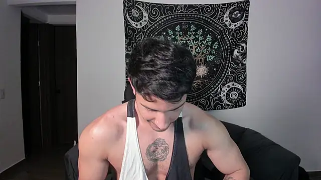 JayMarcos  online show from February 15, 4:36 am