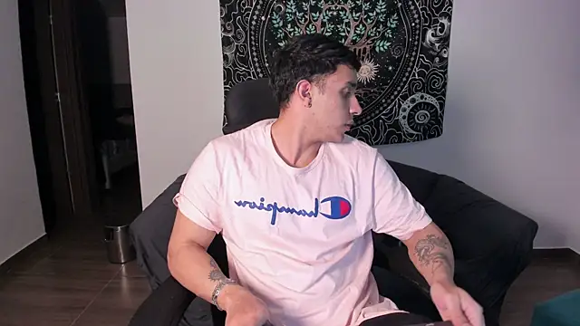 JayMarcos  online show from February 18, 4:37 am