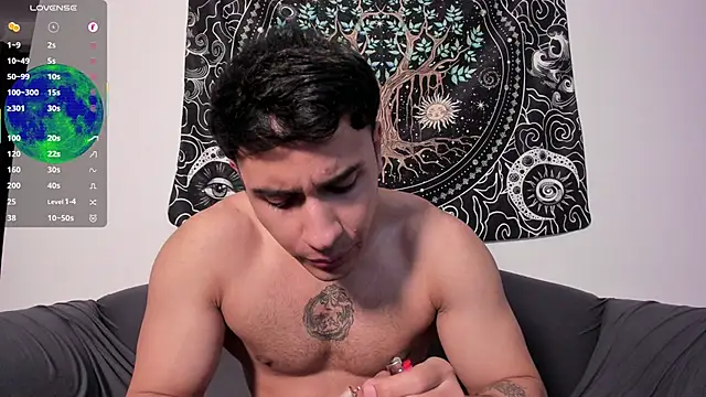 JayMarcos  online show from February 18, 7:43 am