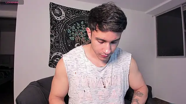 JayMarcos  online show from February 20, 4:50 am