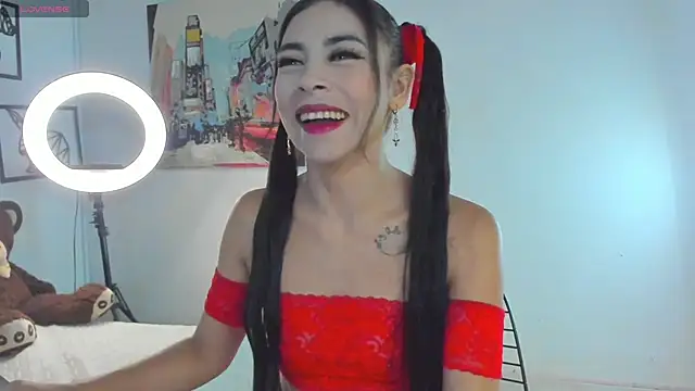 Snapshot of emma-hiill chatting on December 4, 3:10 pm emma-hiill online show from December 4, 3:10 pm