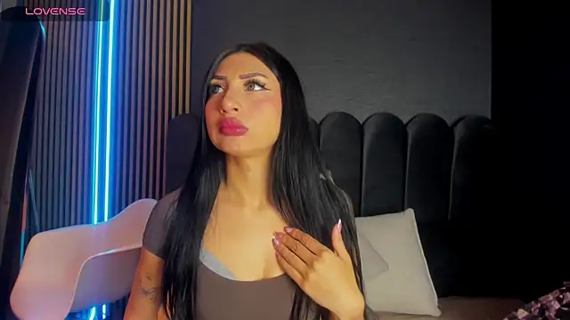 Nicolette ks  online show from November 21, 4:22 am