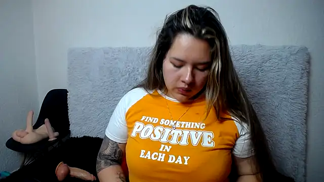 LinaBrowm online show from March 5, 2:14 am