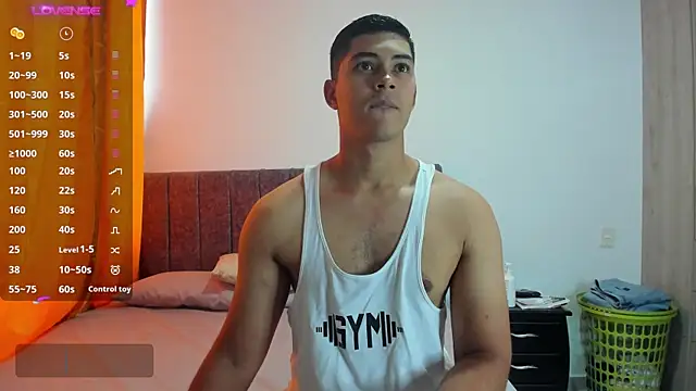 Snapshot of Iamdylan777 chatting on December 23, 8:47 pm Iamdylan777 online show from December 23, 8:47 pm