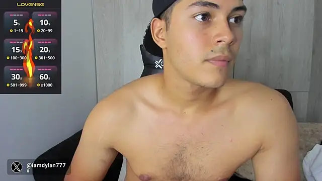 Snapshot of Iamdylan777 chatting on February 23, 4:28 am Iamdylan777 online show from February 23, 4:28 am