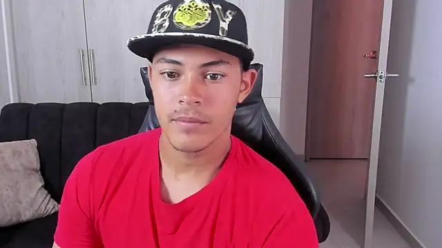 Snapshot of Iamdylan777 chatting on October 9, 2:04 pm Iamdylan777 online show from October 9, 2:04 pm