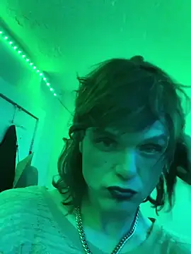 sum1betterthanmost online show from November 22, 9:41 am