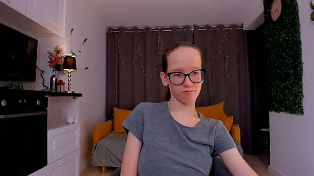 BettyBrowni online show from February 7, 1:36 am