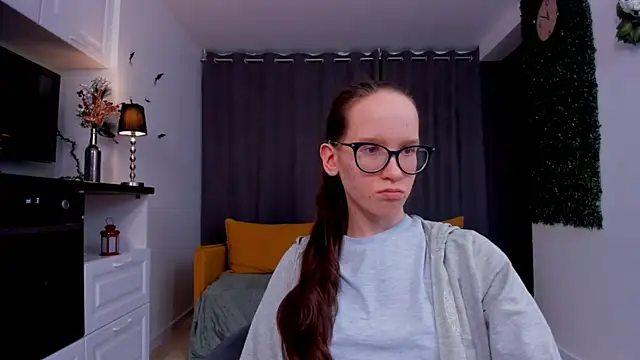 BettyBrowni online show from March 3, 10:10 pm