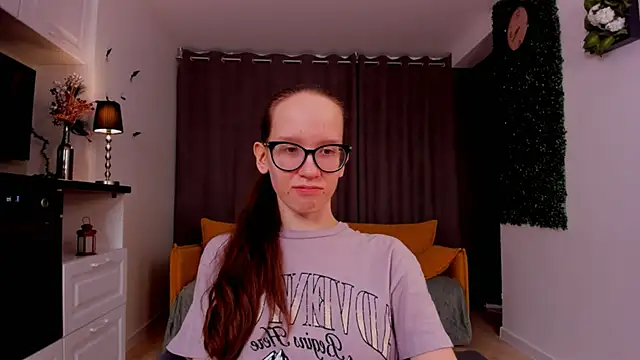 BettyBrowni online show from March 5, 1:21 am