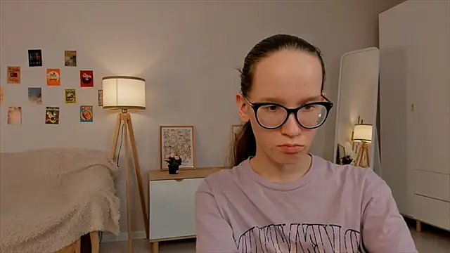 BettyBrowni online show from March 13, 10:32 pm