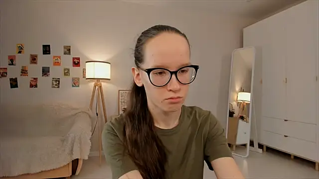 BettyBrowni online show from March 19, 4:13 pm