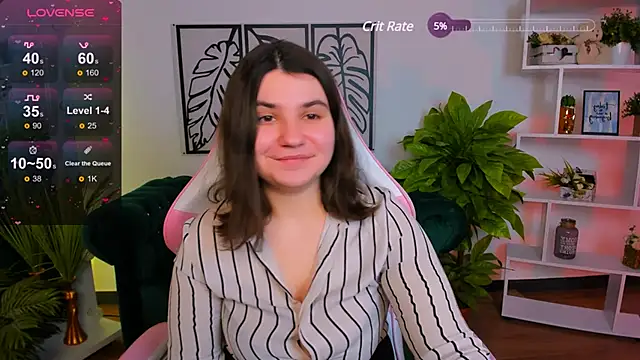 Viola  Shy online show from February 5, 1:37 am