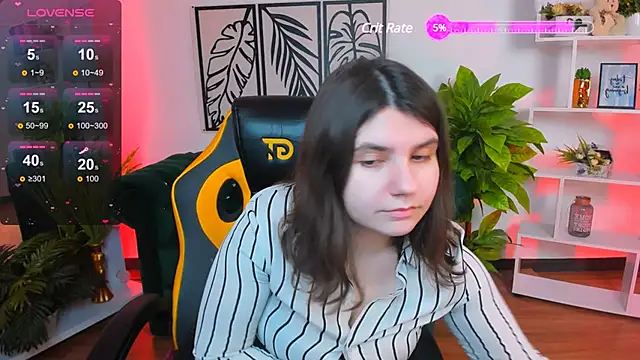 Viola  Shy online show from March 14, 1:37 am