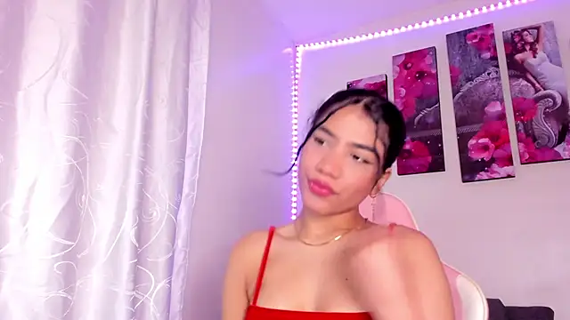 Alissarhys26 online show from March 14, 11:22 pm