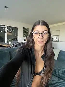 Wildberry  online show from September 29, 7:35 am