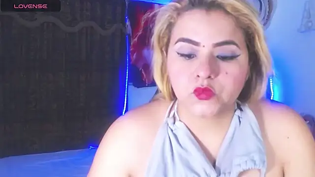 Snapshot of Charlotte_mh chatting on February 25, 2:36 am Charlotte mh online show from February 25, 2:36 am