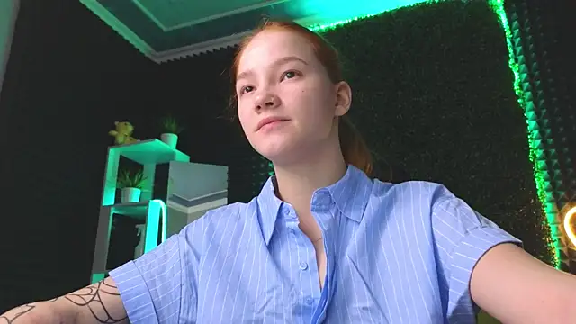 erikabrian online show from December 28, 1:39 am