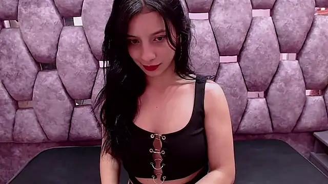 ChloeRosey online show from January 7, 11:24 pm