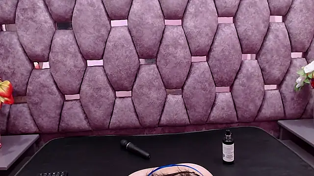 ChloeRosey online show from March 12, 7:17 pm