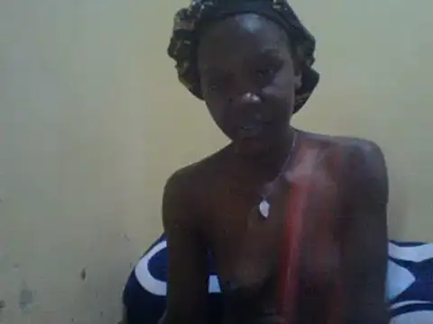 Snapshot of girltotok chatting on February 21, 1:44 am girltotok online show from February 21, 1:44 am