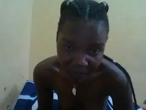 Snapshot of girltotok chatting on March 3, 10:06 am girltotok online show from March 3, 10:06 am