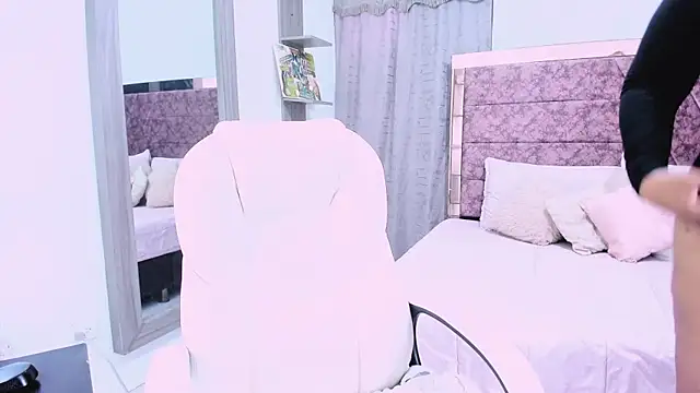  Lakshmi hotx online show from February 6, 11:54 am