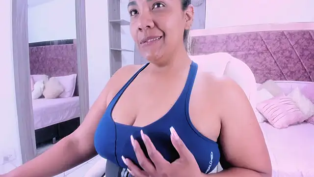  Lakshmi hotx online show from February 12, 12:01 pm