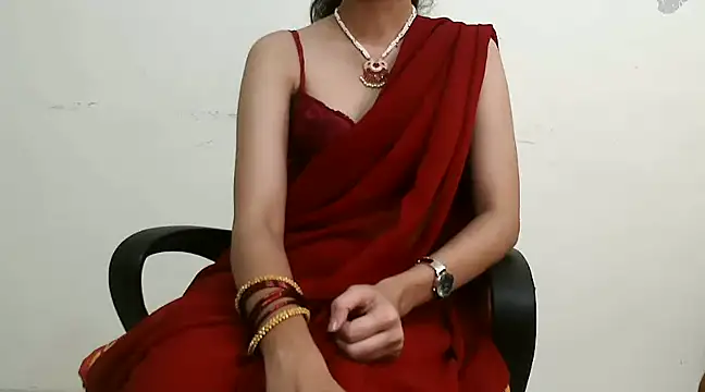 lololips online show from February 27, 6:20 pm