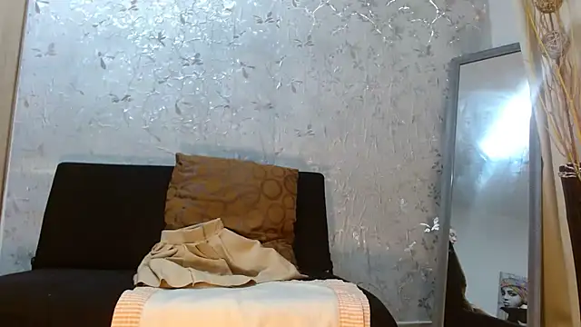 Samantabrown  online show from November 27, 11:34 am