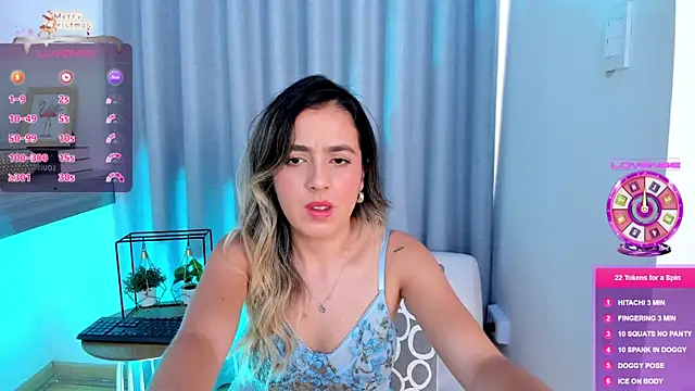 Lucyortiz  online show from December 11, 7:57 pm