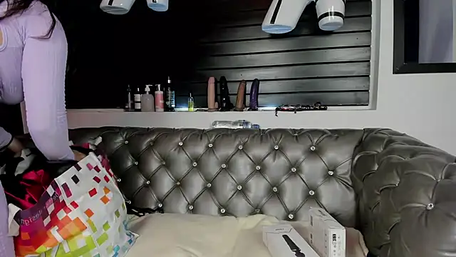 Amy hoy69 online show from September 9, 2:55 am