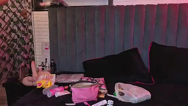 Amy hoy69 online show from September 25, 2:37 am