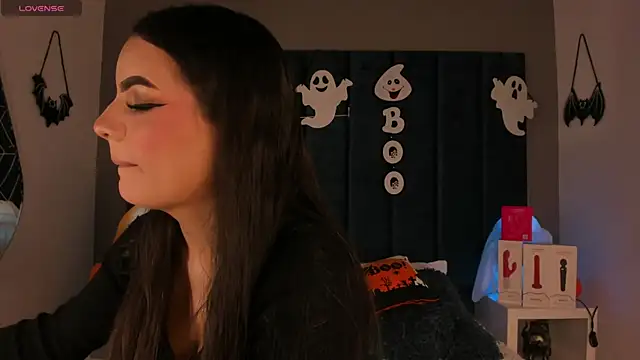 IsabellaGrey19 online show from October 20, 7:25 pm