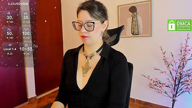 Chanelll Taylorr  online show from February 2, 12:35 pm