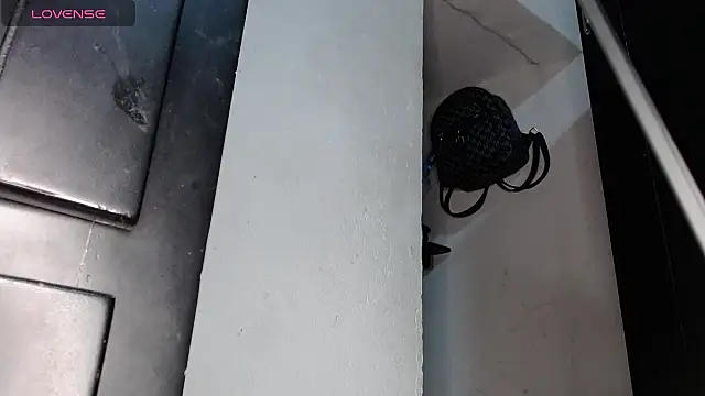 Snapshot of zoe_max chatting on September 15, 6:19 pm zoe max online show from September 15, 6:19 pm