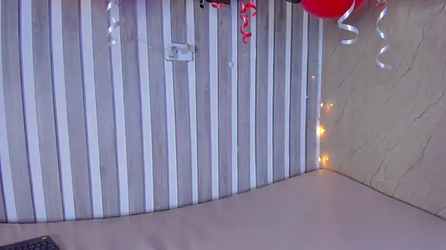 Snapshot of sabrinahimss chatting on February 2, 3:43 am sabrinahimss online show from February 2, 3:43 am