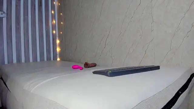 Snapshot of sabrinahimss chatting on March 8, 12:33 am sabrinahimss online show from March 8, 12:33 am