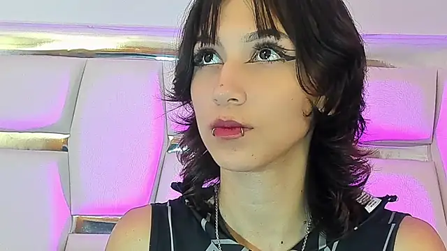 Naomi-Haruno online show from February 11, 11:10 am