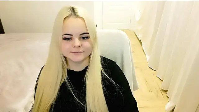 lovely-eyes online show from January 5, 11:55 pm