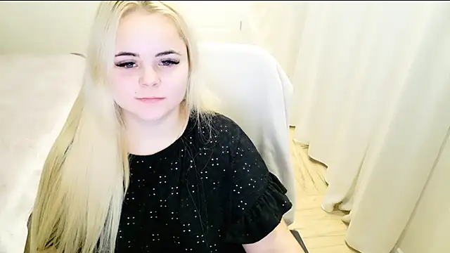 lovely-eyes online show from January 30, 1:22 am