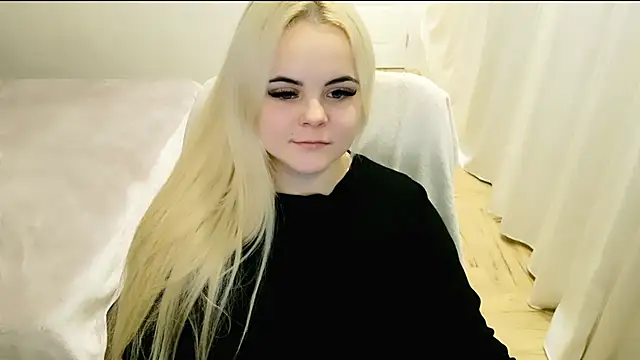 lovely-eyes online show from February 7, 12:20 am