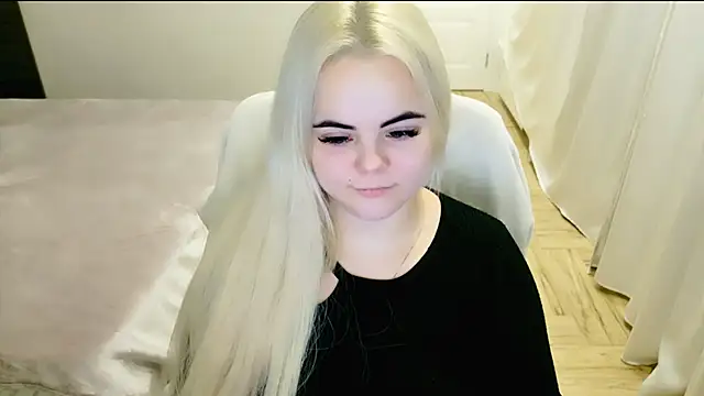 lovely-eyes online show from February 28, 2:42 am