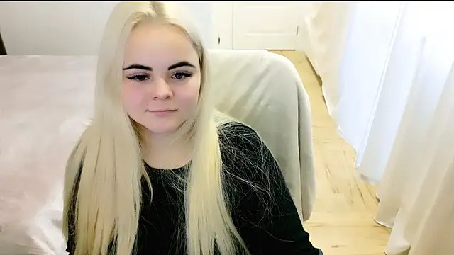 lovely-eyes online show from February 28, 5:48 am